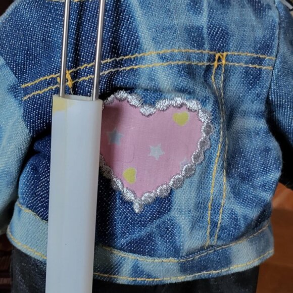 Roxy 1980's 20th Century Collectibles Bear by Pickford Brass Button Bears TM - Picture 5 of 13